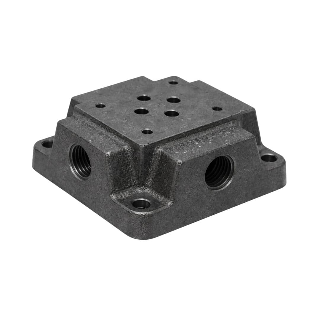 Hyvair D03 series subplate, bottom ported, ductile cast iron, SD03-6FP-B, for hydraulic systems. — islandhydraulicsupply.com